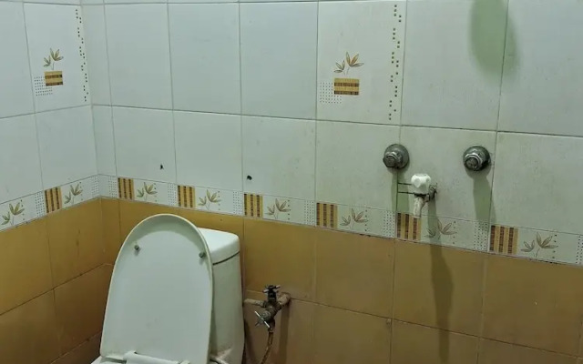 Hotel Shah Paradise