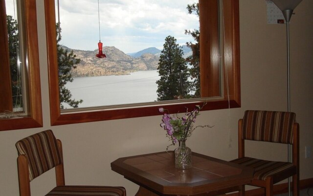 Pinewood Guesthouse