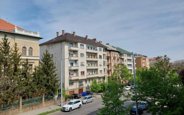 B30 Apartman