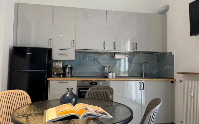 M P Beach House in Diano Marina