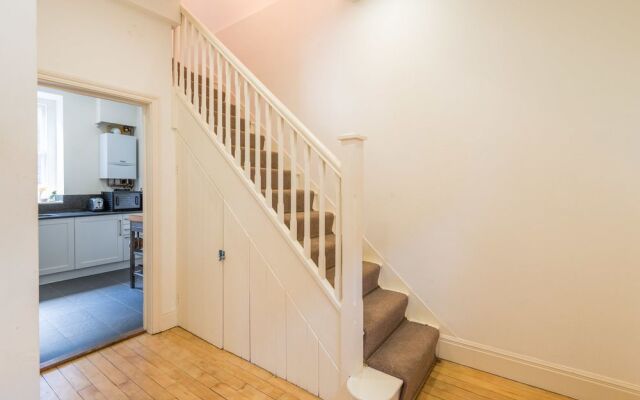 Modern mews home in Kings Cross