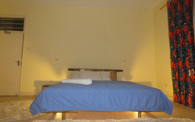 Godson Charity Hostel and Climb Kili