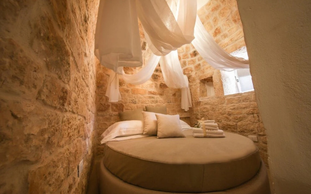 Ba-f376-clam0at - Trulli Lamascrasciola