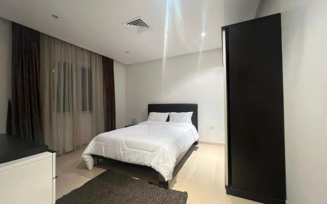 White luxury Suite hotel