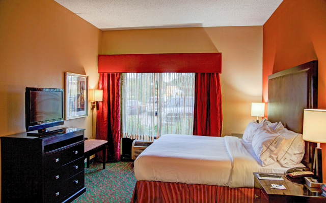 Holiday Inn Express Suites South - Tyler by IHG