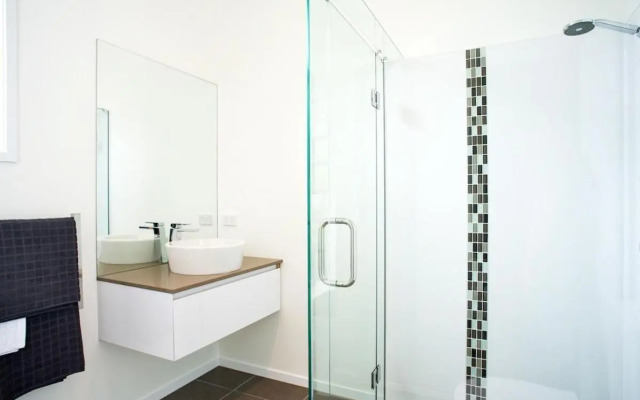 The Treehouse - Kaiteriteri Holiday Home
