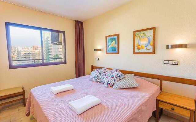 ☆Beachfront 1br Ronda 4 - Ac/Wifi/Pool