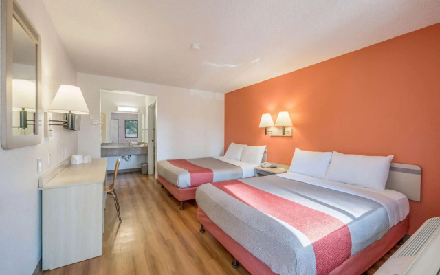 Motel 6 Fairfield, CA - North