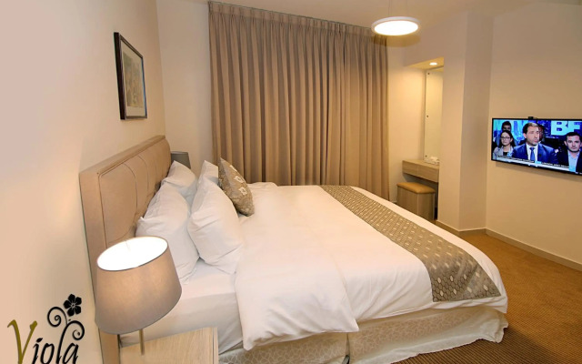 Viola Hotel Suites