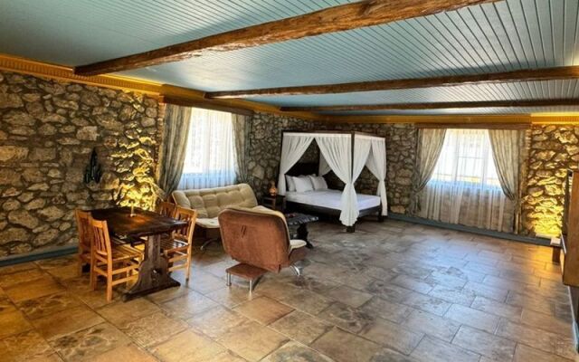 Mas Kazdaği Glampi̇ng