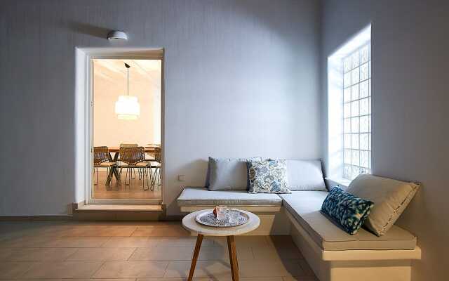 Vipera Villa & Studio