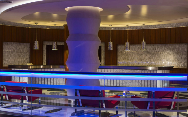 Renaissance Izmir Hotel