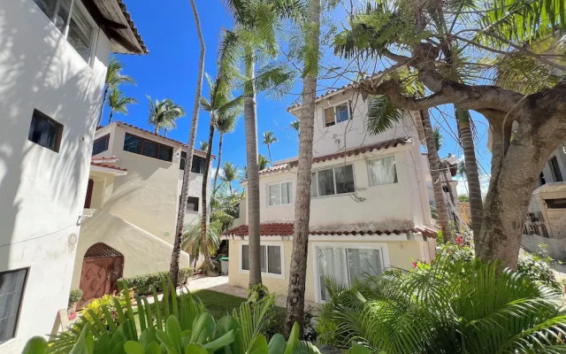 TROPICAL VILLAS playa LOS CORALES