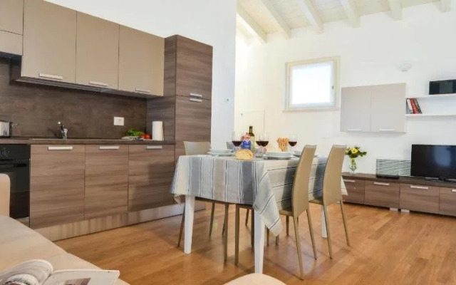 Polpenazze Halldis Apartments