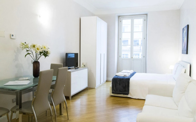 Milan Royal Suites & Luxury Apartments