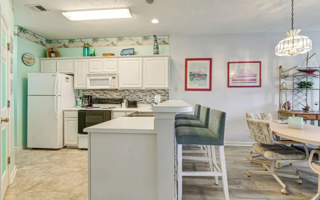 River Oaks 51-E Apartment