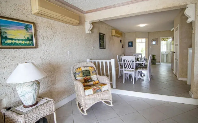 Sea Bliss Barbados -3 B R Villa w Staff
