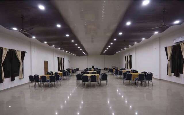 Corbett Jungle Club Resort