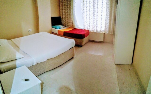 H&M House Butik Otel