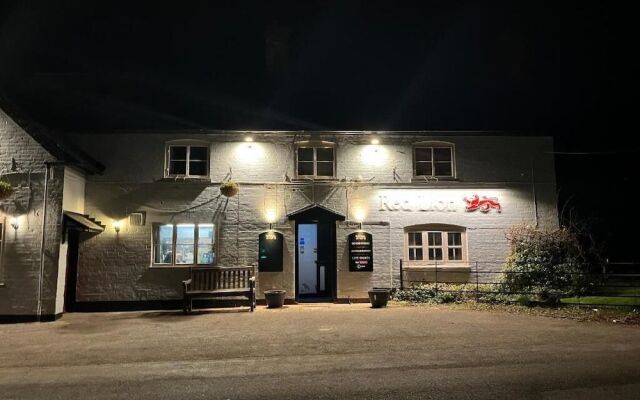 The Red Lion Inn Madley