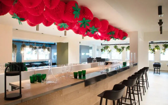 The Green Park Hotel