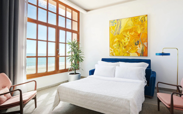 Le Meridien Ra Beach Hotel & Spa