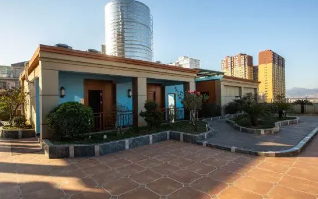 Xixia Fangyuan International Tongfengxiang Hotel