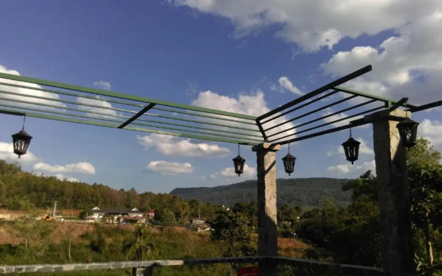 Phuphet Hill Resort