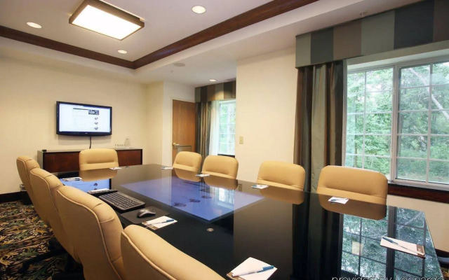 Staybridge Suites North Brunswick by IHG