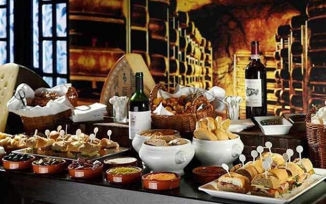 Renaissance Zurich Hotel