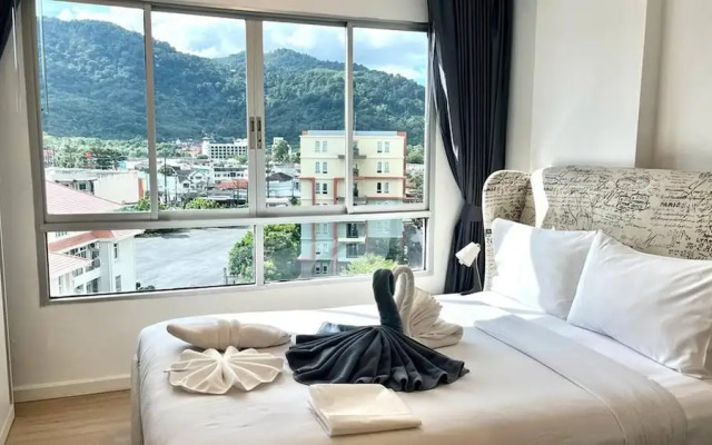 Top Floor One Br Apartment Between Patong hkt City
