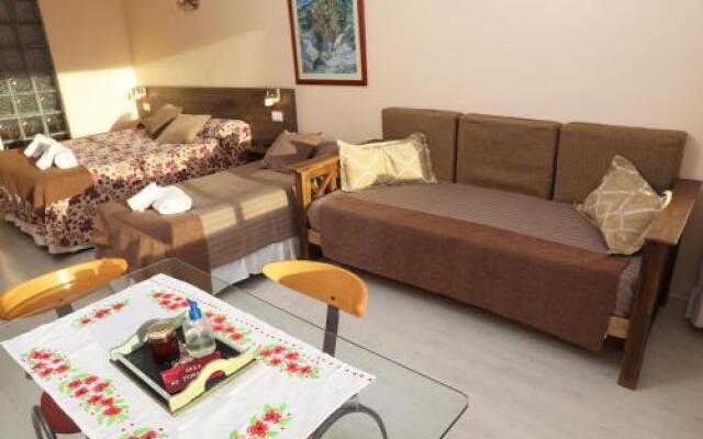 Bariloche Center 630 Studio