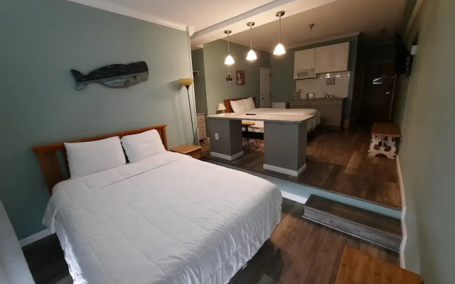 Palm Suites
