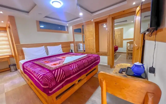 Rozana Retreat