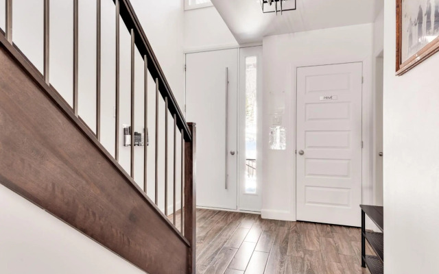 25- Chalet à Louer à Stoneham