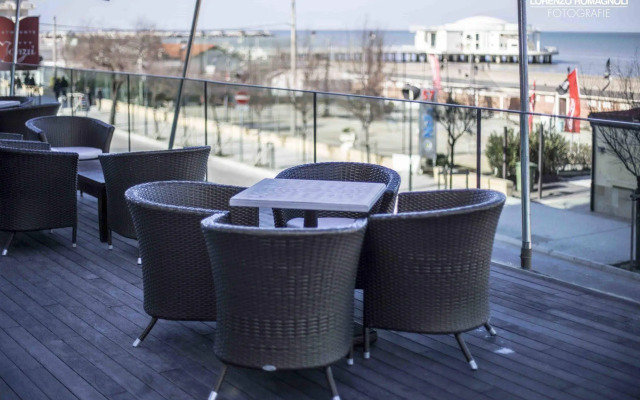 City Hotel