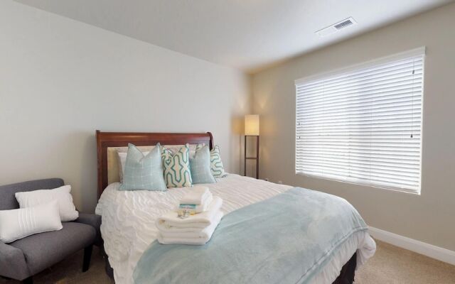 Sweet 3 Bedroom Apts