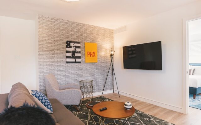 WanderJaunt Apts near Roosevelt Row