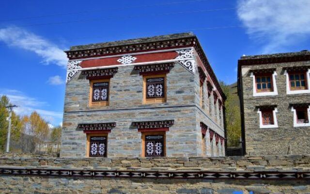 Banyan Tree. Wuyungu Hotel (Kangding Xinduqiao Branch)