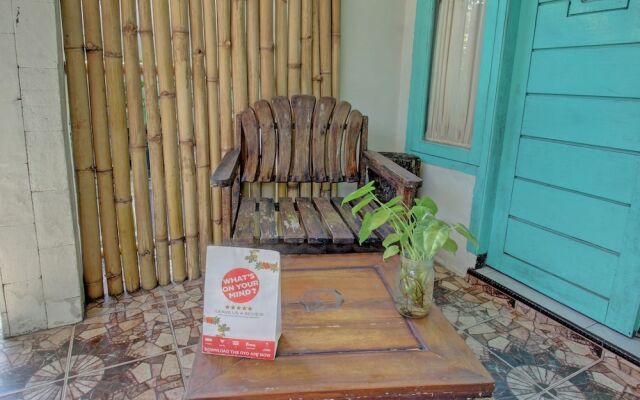 OYO 92825 Kamar Lombok