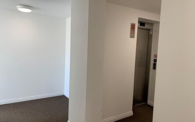 Superior 2 Bedroom Condo With Stunning Sea Views