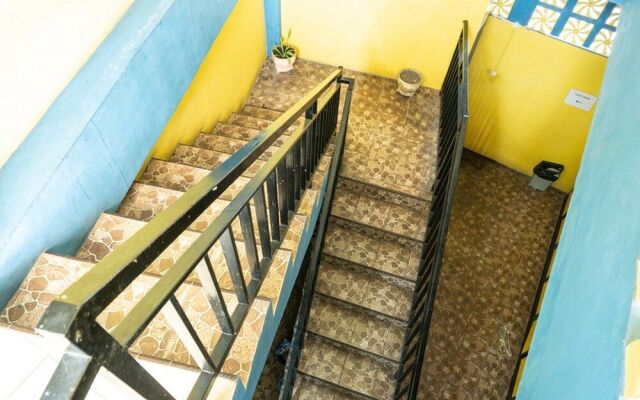 RedDoorz near H. Hasan Aroeboesman Airport