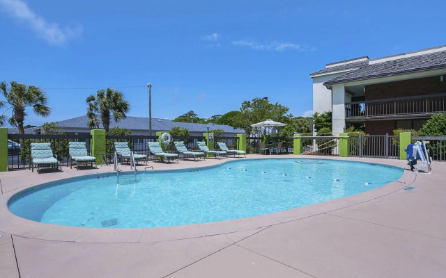 Quality Hotel Morehead City