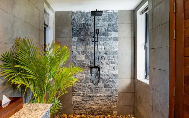 RiverTree Villa & Resort