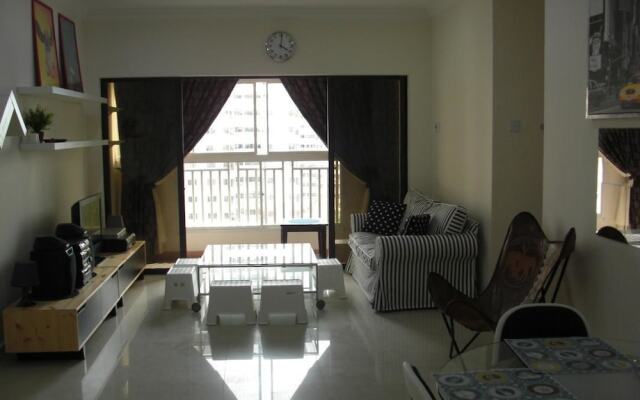 8 O Clock Lodge Condo Bandar Utama