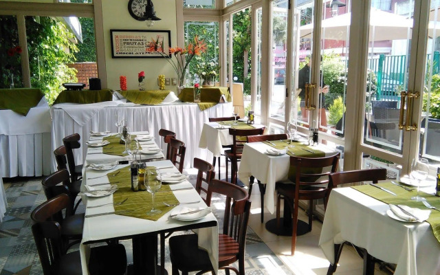 VO Hotel Barrio Italia