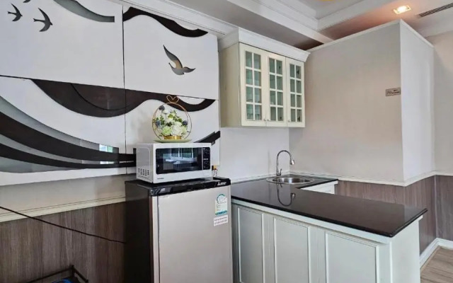 A-Te Chumphon Hotel