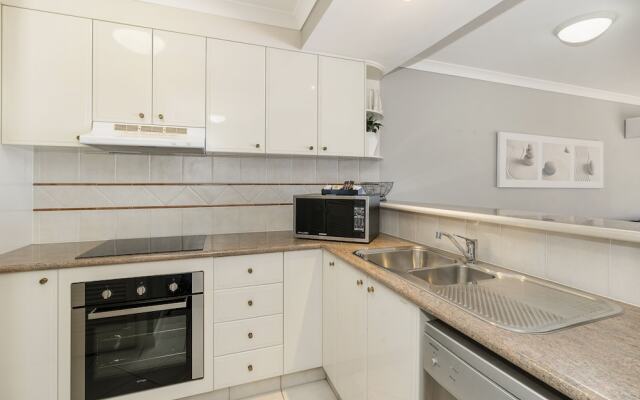 Burleigh Mediterranean Resort Enquiries
