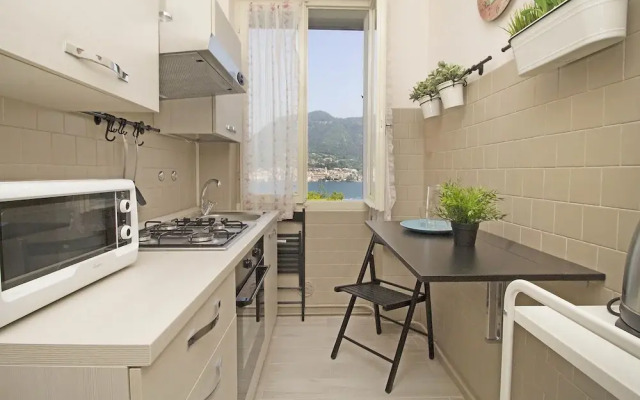 Cisano Beach Apartment