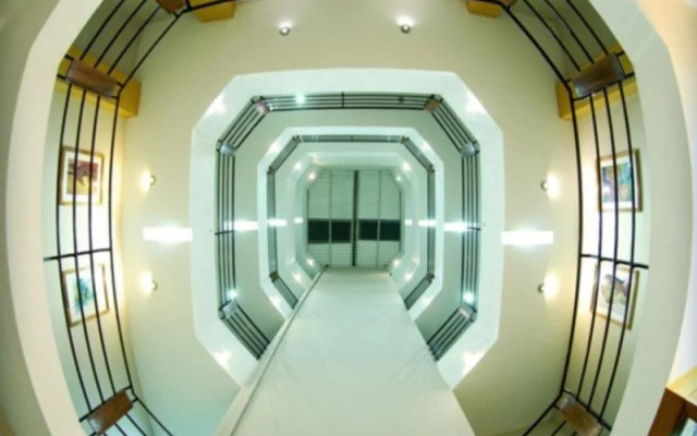 Hotel Rahi